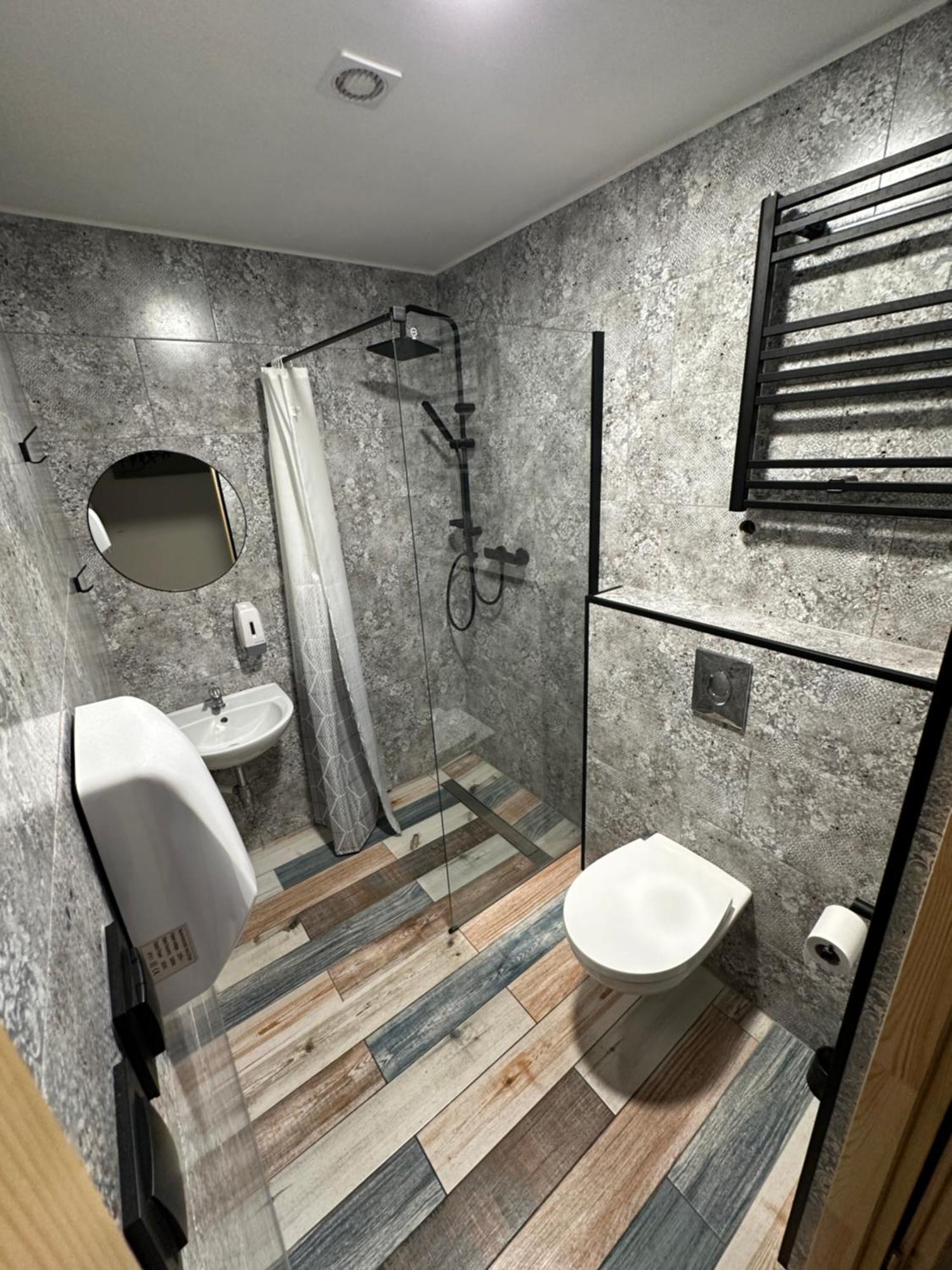 Hostel4U Gdańsk Eksteriør billede