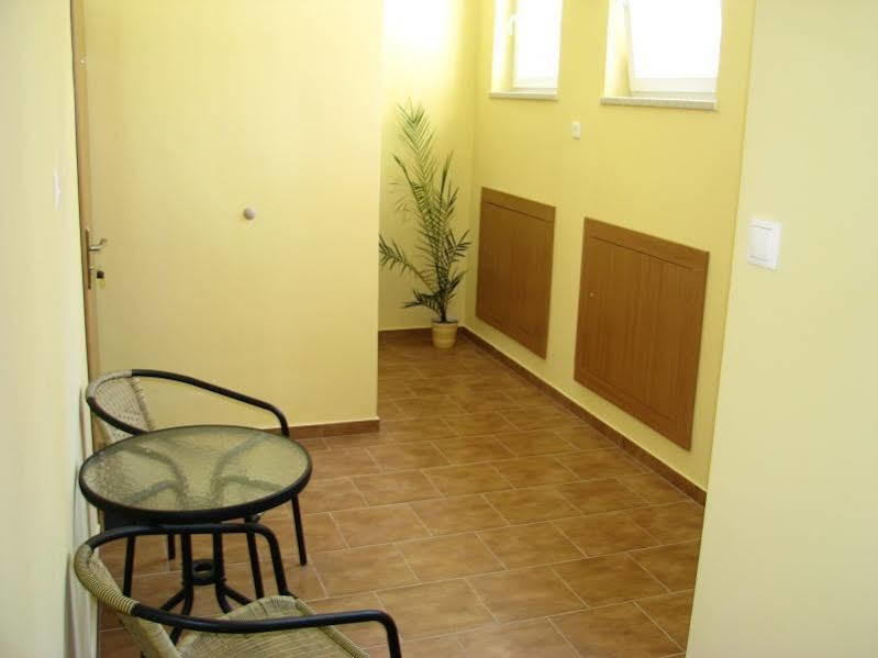 Hostel4U Gdańsk Eksteriør billede